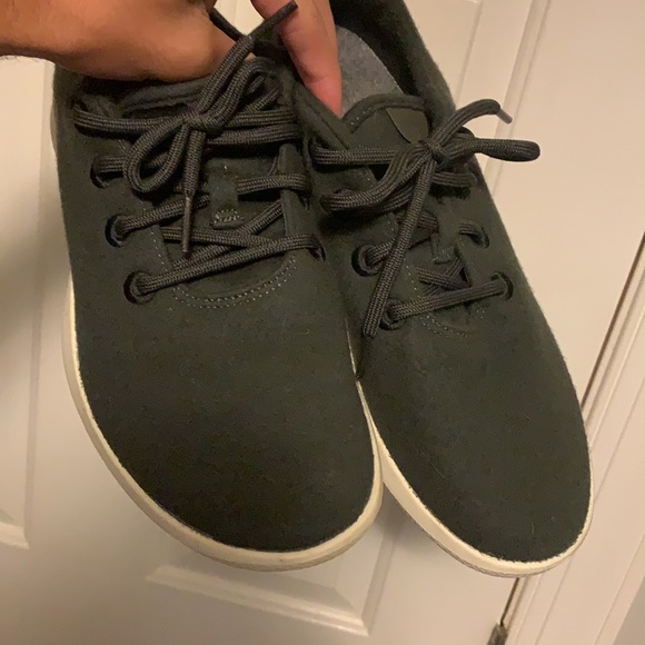 Men’s Allbirds shoes size 10 - Picture 2 of 6